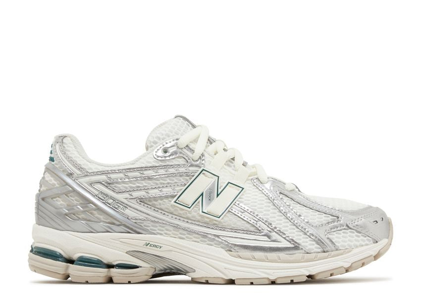 New Balance 1906 Silver Metallic Cream