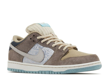 Dunk Low SB Big Money Savings