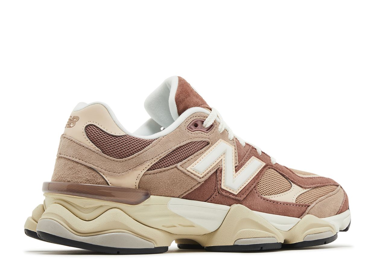 New Balance 9060 Sparrow